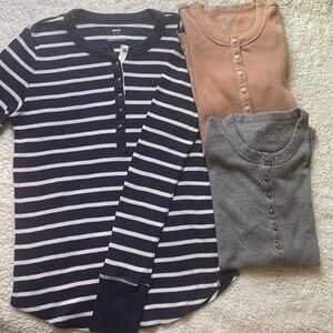 3 women’s American Eagle/Aerie small Henleys